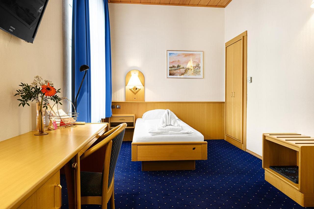 Hotel-Pension Wild Wiedeń Zewnętrze zdjęcie